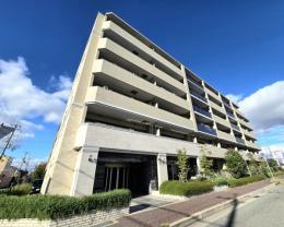 プレサンスロジェ西宮北口門前町テラスの外観