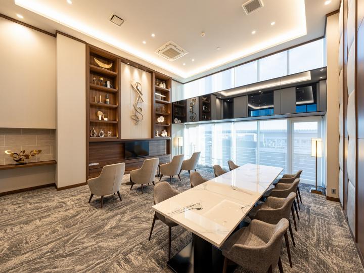 ザ・ベイサロン(8階)