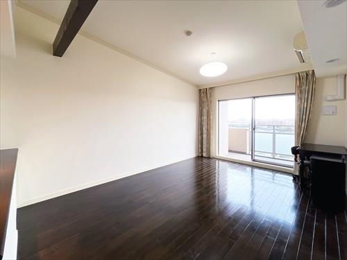 ＬＤ約１０．８帖