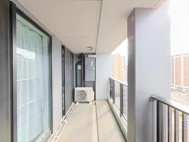 ■バルコニーは2面あり、約1700mmの奥行きがございます!