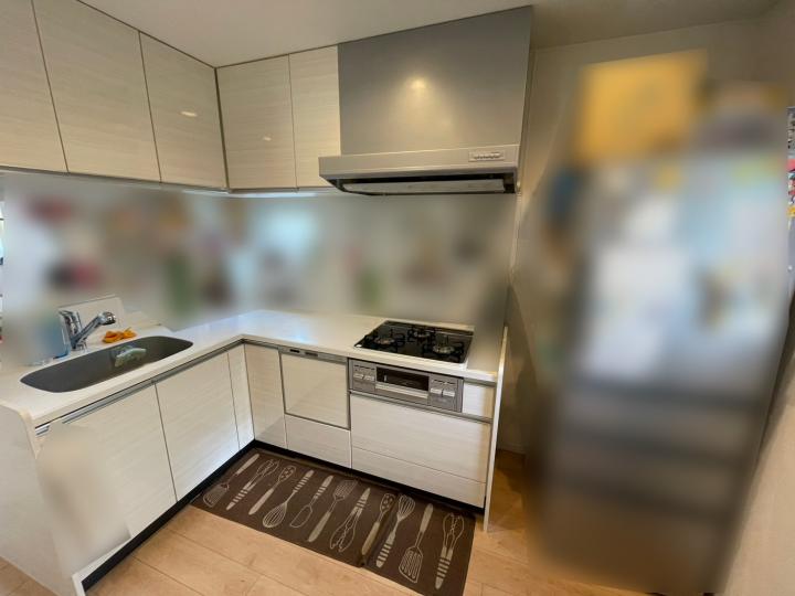 ■食器洗い乾燥機・3口ガスコンロ、グリル■窓有り