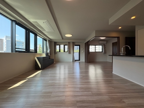 リビングダイニング