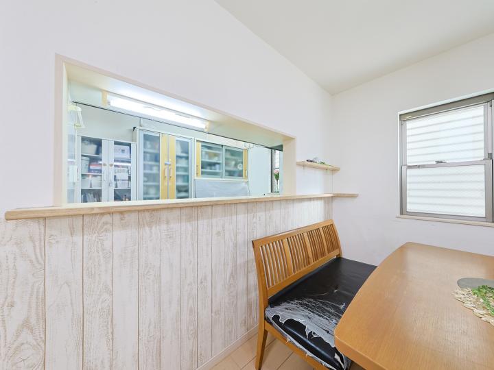 キッチンにはカウンターがございます。