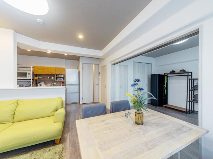 東向きリビングダイニング