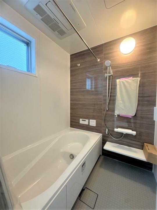 ■1616システムバス ゆとりあるスペースで一日の疲れを癒していただけます