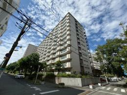 朝日プラザ千里Ａ棟の外観