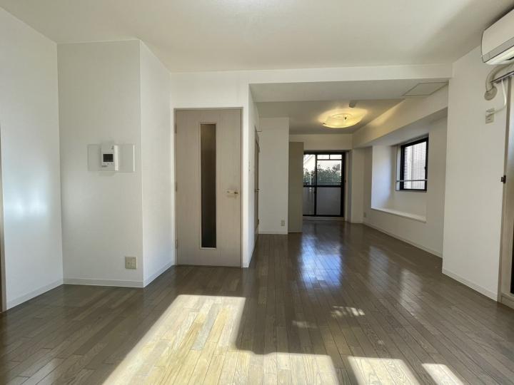 ■LDK約15.3帖■2025年10月クロス(壁)張替え