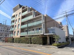 ウィル宝塚旭町リヴェールの外観