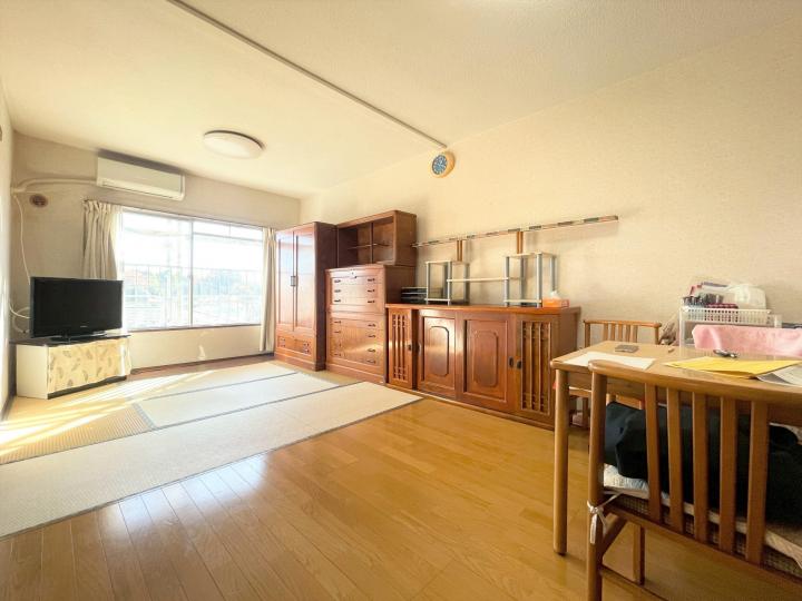 リビングダイニング12帖