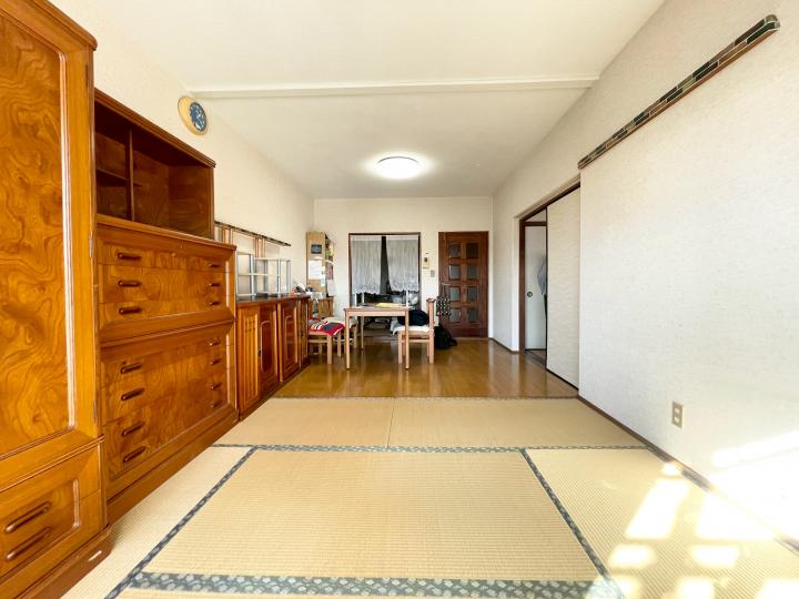 リビングダイニング12帖