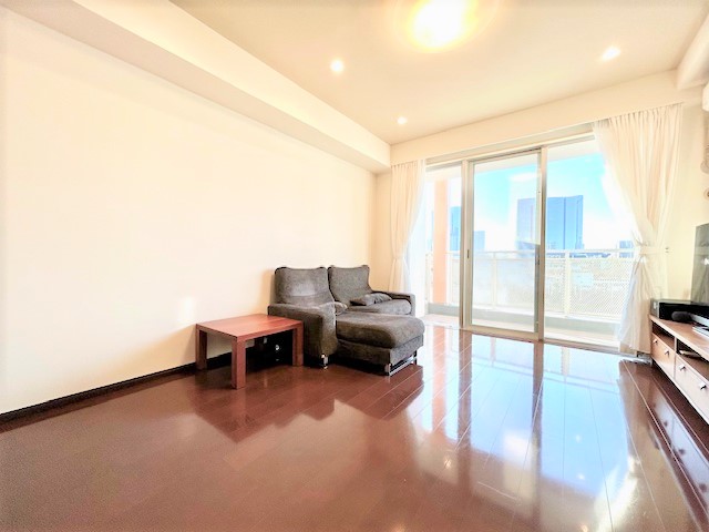 天井高2700mmのリビング