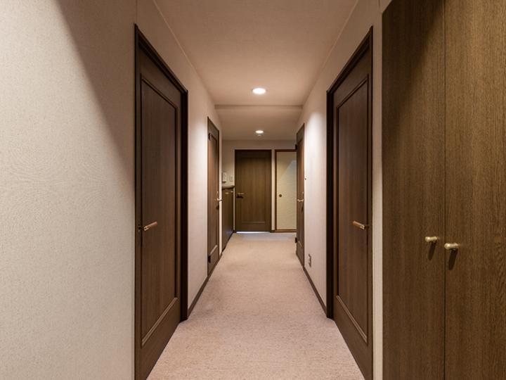 廊下幅（壁芯）1400mmの広さがございます