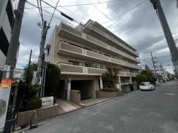 西田辺グリーンマンションの外観