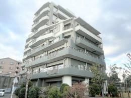 藤沢パーク・ホームズ弐番館の外観