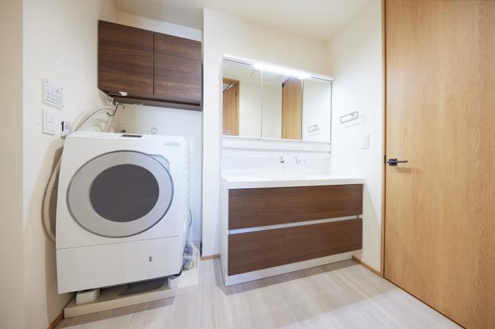 玄関からエントランスクローゼットからアクセス可能