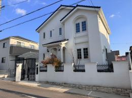 川西市緑台2丁目中古戸建の外観