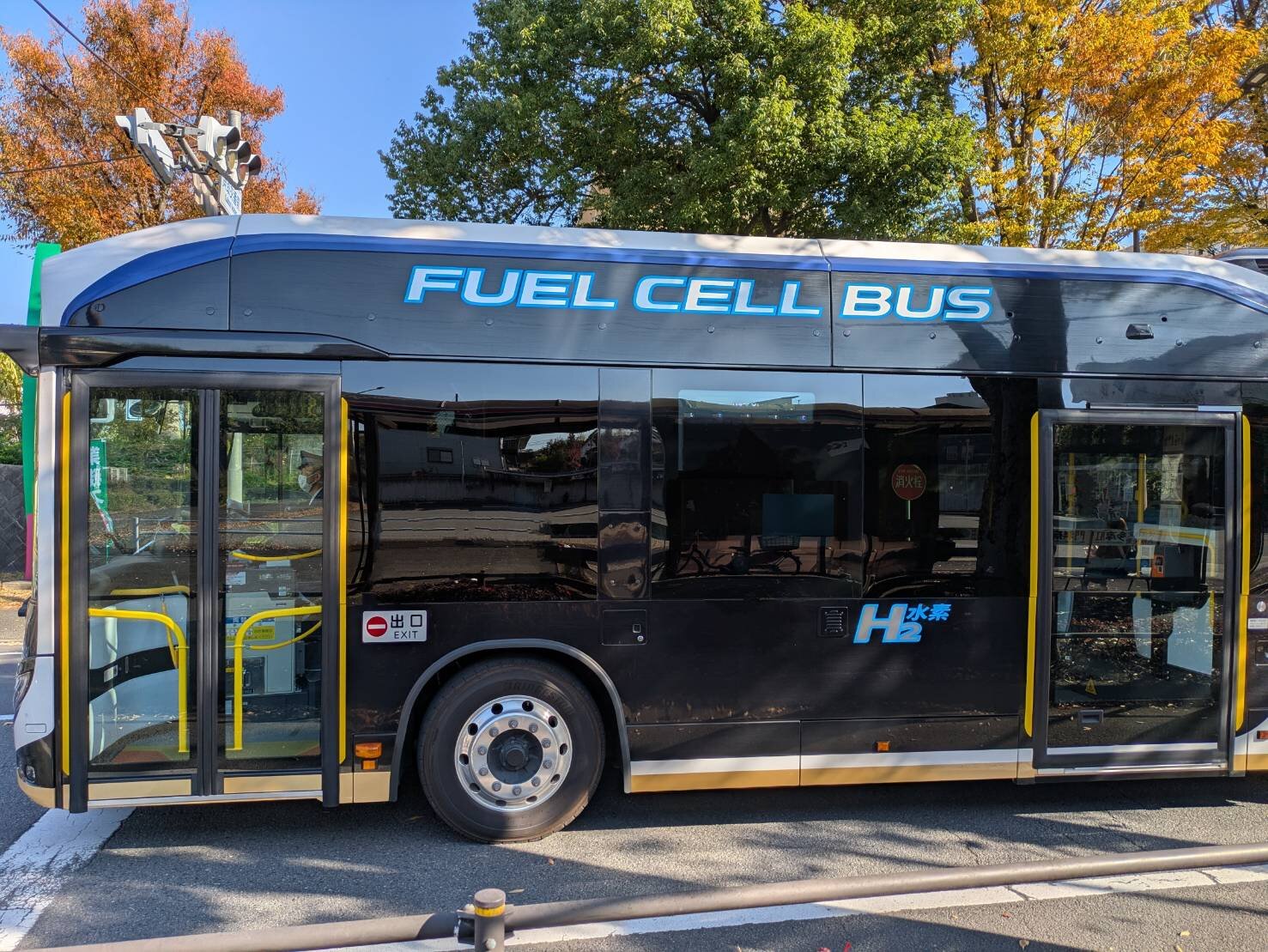 燃料電池バス.jpg