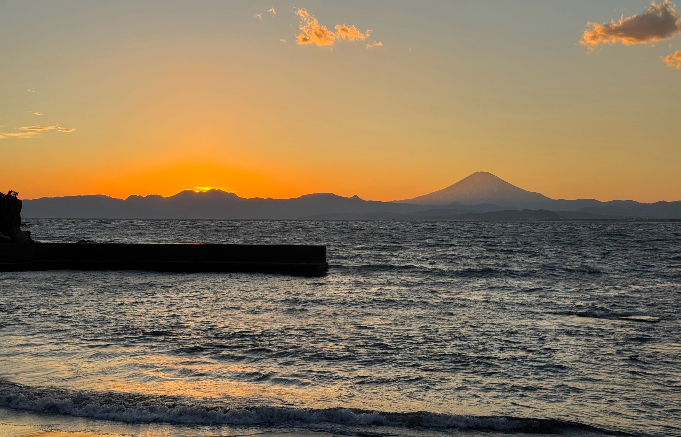 江の島の夕日.jpg